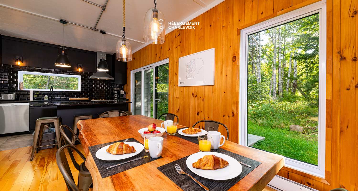 MAT-77 - Magnifique chalet dans un écrin de verdure